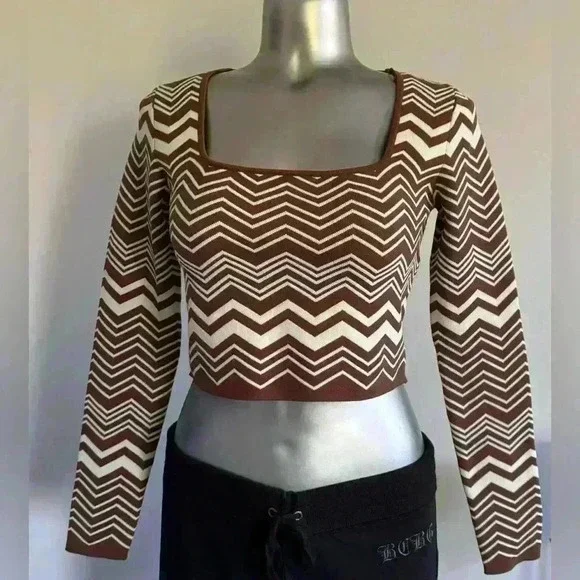 $8 Add-On 🆕Stradivarius Crop Sweater - Picture 3 of 16